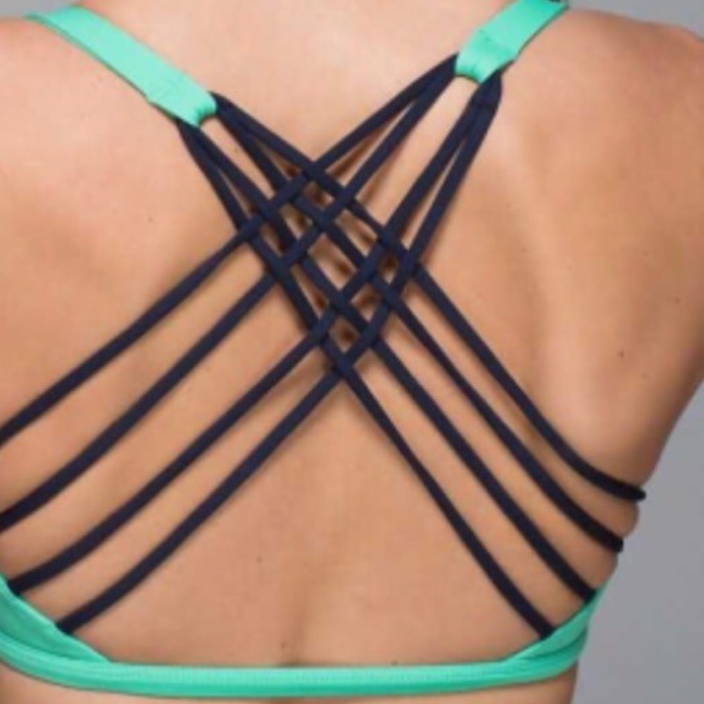 Lululemon Free to be Wild Sports Bra